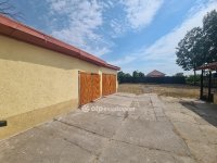 Eladó családi ház, Törtelen 50 M Ft, 4 szobás