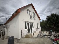 Eladó családi ház, Gyöngyösön 59.9 M Ft, 5 szobás