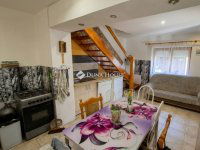 Eladó családi ház, Felsőpakonyban 84.9 M Ft, 9 szobás