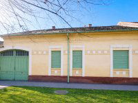 Eladó családi ház, Orosházán 45 M Ft, 3+1 szobás