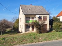Eladó családi ház, Somlószőlősön 46 M Ft, 4 szobás