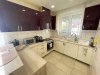 Eladó családi ház, Szombathelyen 134.9 M Ft, 6 szobás