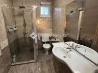 Eladó családi ház, Siklóson 110 M Ft, 6 szobás