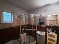 Eladó családi ház, Dunaharasztin 129.9 M Ft, 5 szobás