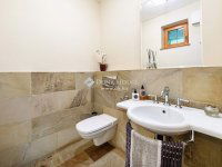 Eladó családi ház, XII. kerületben 730 M Ft, 6 szobás