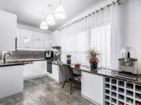 Eladó családi ház, Pomázon 199 M Ft, 8 szobás