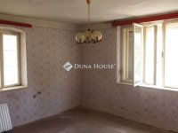 Eladó családi ház, Siklóson 28 M Ft, 3 szobás