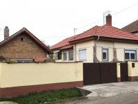 Eladó családi ház