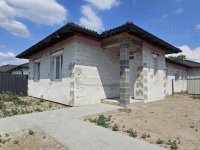 Eladó ikerház, Cegléden 60 M Ft, 4 szobás / költözzbe.hu