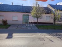Eladó családi ház, Baján 26.99 M Ft, 3 szobás
