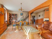 Eladó családi ház, XVII. kerületben 155.9 M Ft, 7 szobás