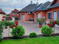 Eladó családi ház, Hajdúszoboszlón 159.9 M Ft, 6+1 szobás