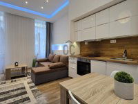 Eladó téglalakás, VII. kerületben 59.8 M Ft, 2 szobás