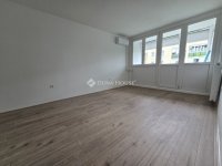 Eladó panellakás, Pécsett 49.7 M Ft, 2 szobás