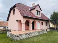 Eladó családi ház, Győrságon 66.999 M Ft, 4 szobás