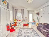 Eladó családi ház, Gyálon 299 M Ft, 7 szobás