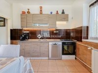 Eladó családi ház, XVI. kerületben 154.99 M Ft, 4 szobás