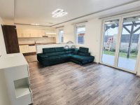 Eladó családi ház, Kerepesen 119.9 M Ft, 5 szobás