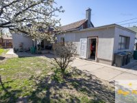 Eladó családi ház, Érden 109.9 M Ft, 3 szobás