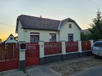 Kiadó családi ház, albérlet, Debrecenben, Malvin utcában