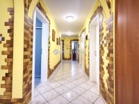 Eladó családi ház, Piliscsabán 164.9 M Ft, 7 szobás