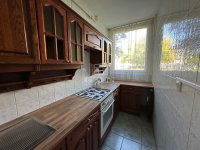 Eladó panellakás, Vácon 69.99 M Ft, 3 szobás