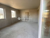 Eladó téglalakás, Dunaharasztin 94.785 M Ft, 2 szobás