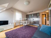 Eladó téglalakás, VI. kerületben 102.6 M Ft, 3 szobás