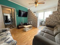 Eladó panellakás, Szegeden 42.8 M Ft, 2+1 szobás