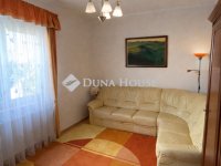 Eladó családi ház, IV. kerületben 295 M Ft, 5 szobás