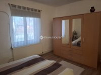 Eladó ikerház, Szegeden 39 M Ft, 1 szobás / költözzbe.hu