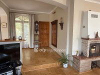 Eladó családi ház, II. kerületben 259 M Ft, 5 szobás