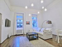 Eladó téglalakás, VI. kerületben 89 M Ft, 2 szobás