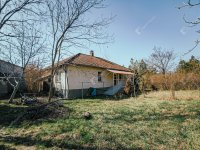 Eladó családi ház, Hegyeshalomban 139 M Ft, 9 szobás