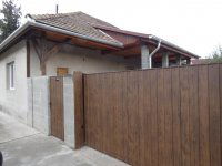 Eladó családi ház, Szigetbecsén 72 M Ft, 4 szobás