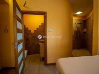 Eladó családi ház, Szegeden 409 M Ft, 6 szobás