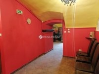 Eladó üzlethelyiség, VI. kerületben 61.9 M Ft