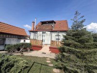 Eladó családi ház, Esztergomban 71.9 M Ft, 4 szobás