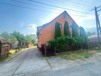 Eladó családi ház