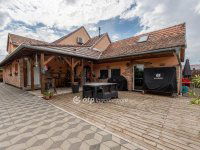 Eladó családi ház, Velencén 179.9 M Ft, 4 szobás