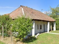 Eladó családi ház, Füzesabonyban, Csaba utcában 0.5 M Ft
