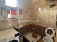 Eladó családi ház, Pilisen 68 M Ft, 6+1 szobás