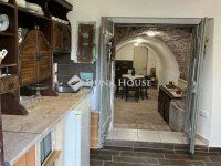 Eladó nyaraló, Kesztölcön, Klastrom utcában 8.9 M Ft, 1 szobás