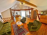 Eladó családi ház, Szentendrén 200.8 M Ft, 6 szobás