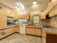 Eladó családi ház, Halásztelken 97 M Ft, 9 szobás