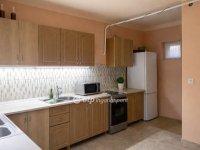 Eladó családi ház, Cegléden 49.5 M Ft, 2+1 szobás