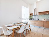 Eladó téglalakás, VI. kerületben 188.595 M Ft, 3 szobás