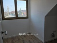 Eladó téglalakás, Turán 49.9 M Ft, 1+2 szobás