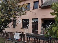 Eladó családi ház, Pécsett 85 M Ft, 4 szobás