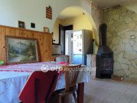 Eladó családi ház, Celldömölkön 35 M Ft, 5 szobás